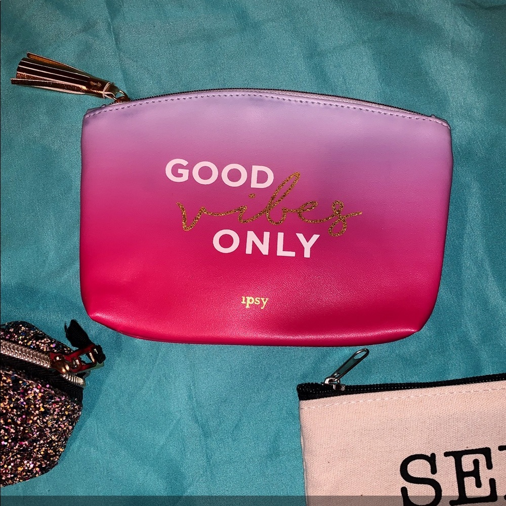 Bags - Picture 5 of 5
